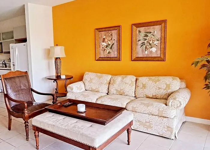 Apartment L1213 One Bedroom, Huge Balcony Amazing Sunsets *