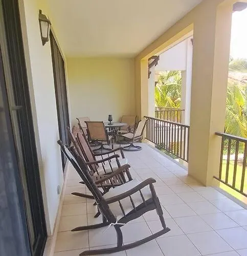 L1213 One Bedroom, Huge Balcony Amazing Sunsets Apartment Coco