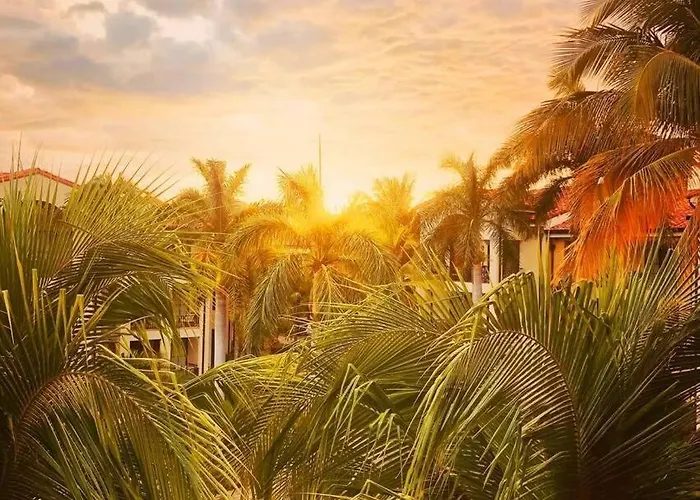 L1213 One Bedroom, Huge Balcony Amazing Sunsets