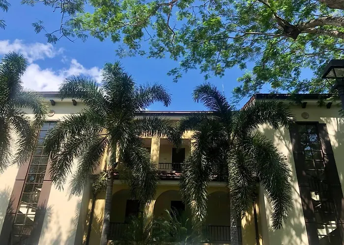 L1213 One Bedroom, Huge Balcony Amazing Sunsets