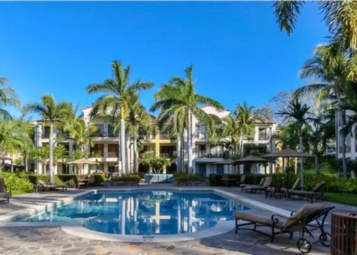 L1213 One Bedroom, Huge Balcony Amazing Sunsets Apartment *