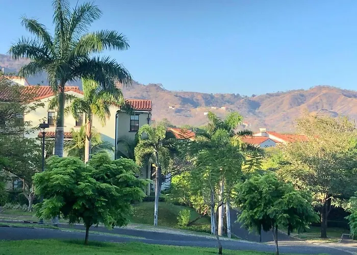 L1213 One Bedroom, Huge Balcony Amazing Sunsets Apartment *