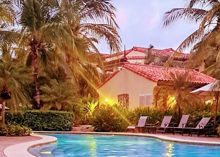 L1213 One Bedroom, Huge Balcony Amazing Sunsets Apartment