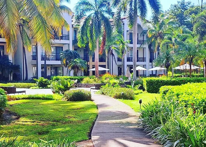 L1213 One Bedroom, Huge Balcony Amazing Sunsets *